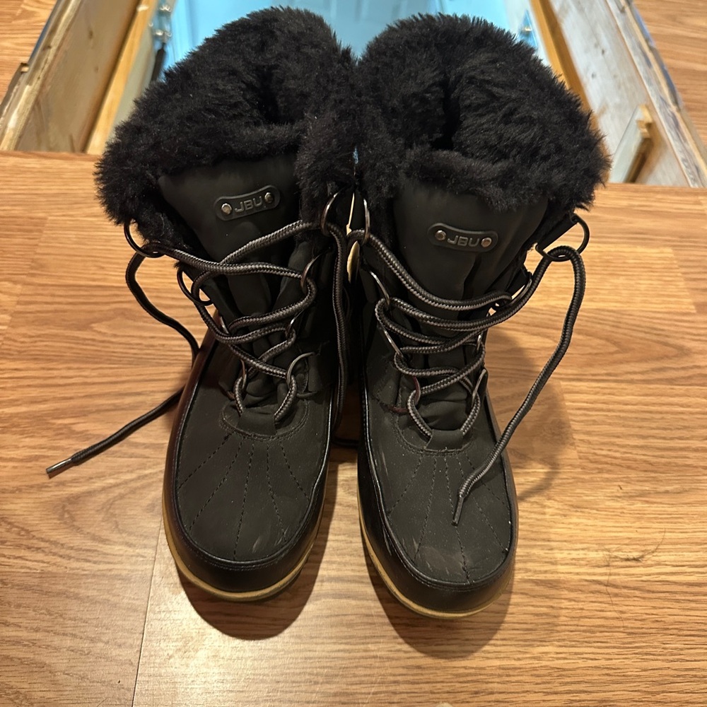 JBU Women's Black Winter Boots with Fur Lining
